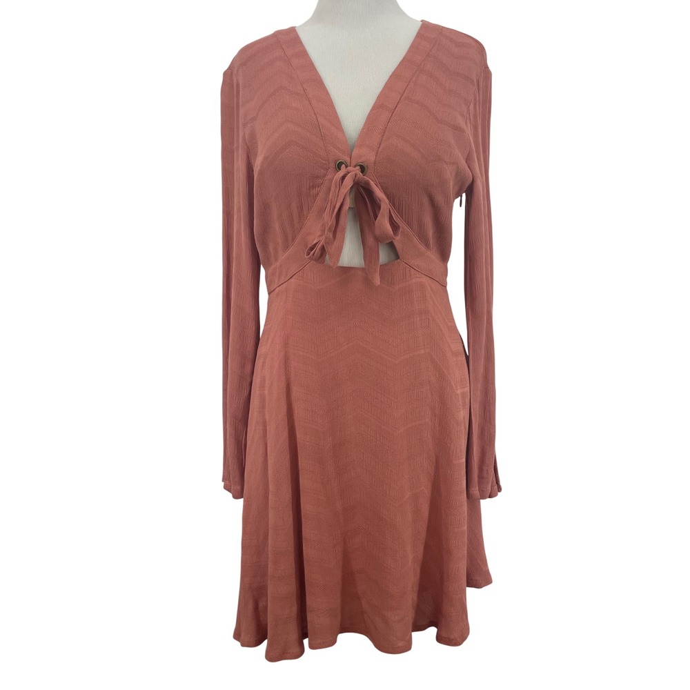 ILLA ILLA Womens Size Small Terracotta Chevron Jacquard‎ Tie Front Cutout Dress